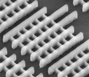 These three-dimensional tri-gate (FinFET) transistors are among the 3-D microchip structures that could be measured using through-focus scanning optical microscopy (TSOM). Image: Intel Corporation.