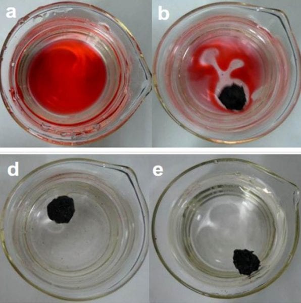 Cleaning up oil spills with graphene sponges