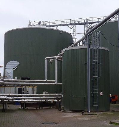 Ceramic polymer coating system for biogas plants