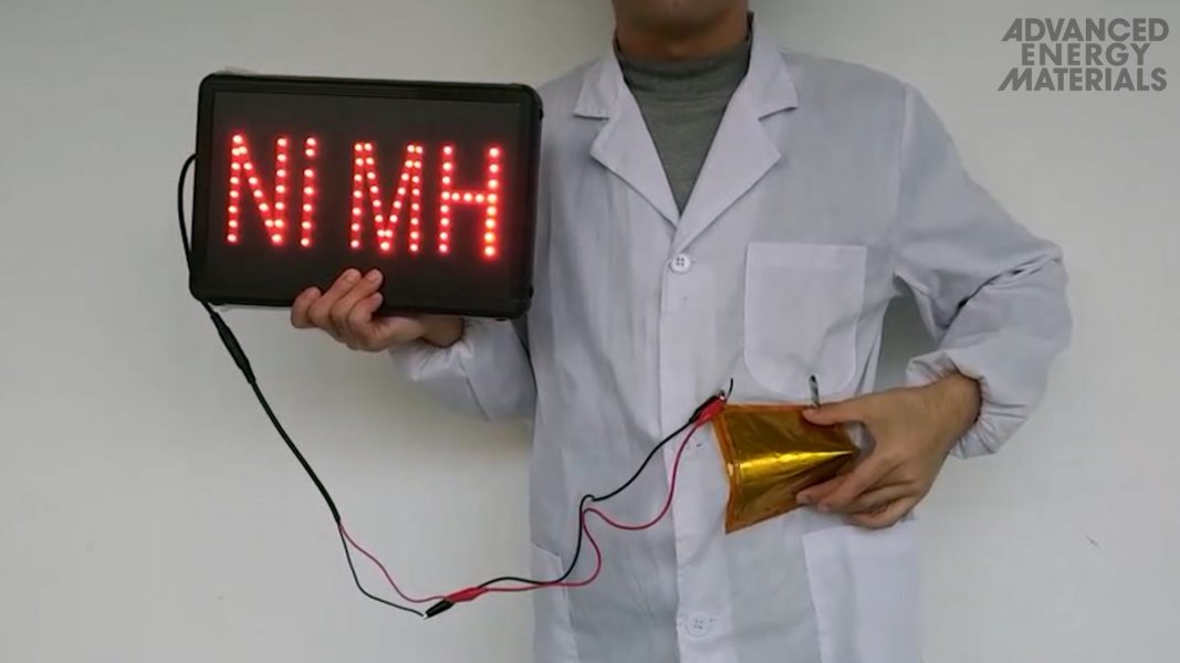 Flexible Nickel–Metal Hydride Batteries [Video]