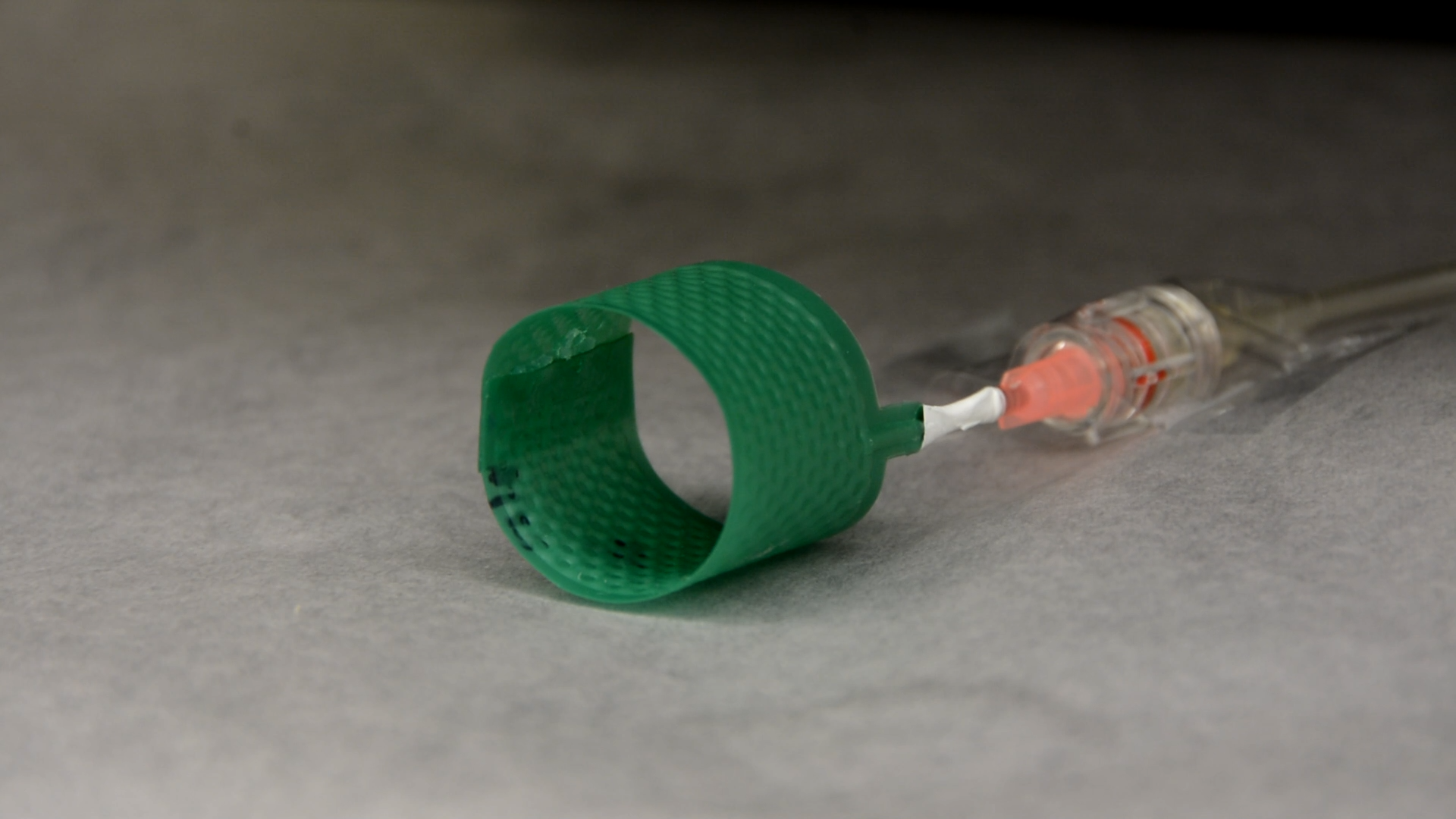 Fabricating Inflatable Stents using Soft Robotic Technology [Video]