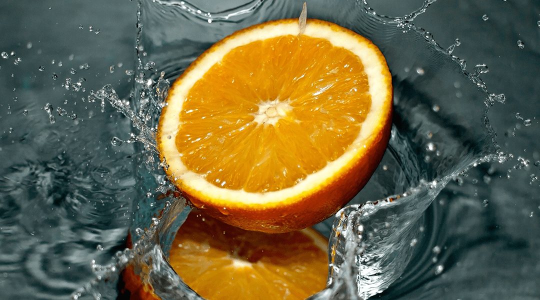How to Purify Water With Fruit Peels
