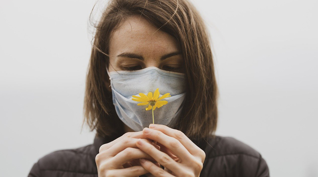 Why do some COVID-19 patients lose their sense of smell?