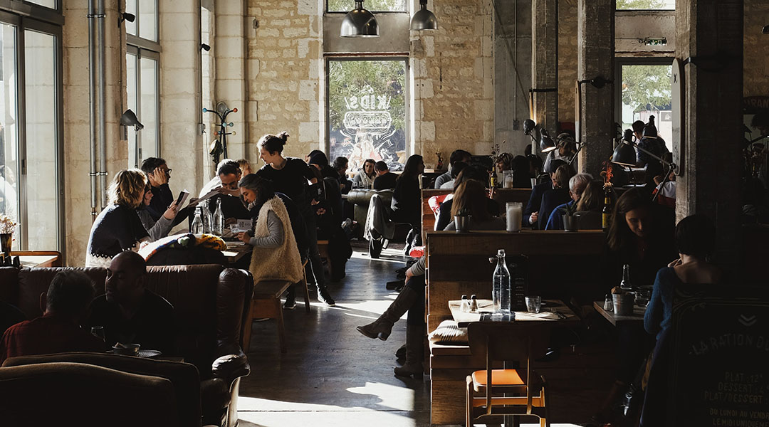 A crowded cafe