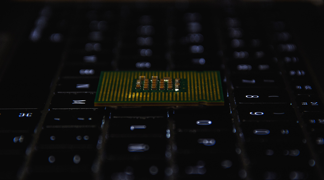 A computer chip demonstrates continual learning for AI