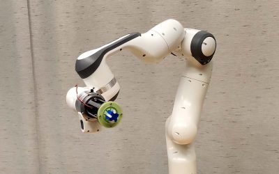 Snapping metacaps propel soft robot design