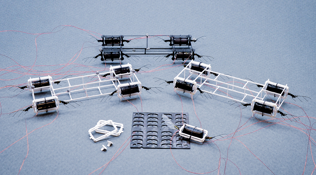 Robotic insects that fly in teams to lift objects