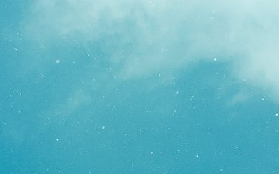 A man-made cloud: Device generates electricity from thin air