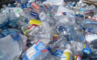 Turning plastic waste into low-cost hydrogen fuels