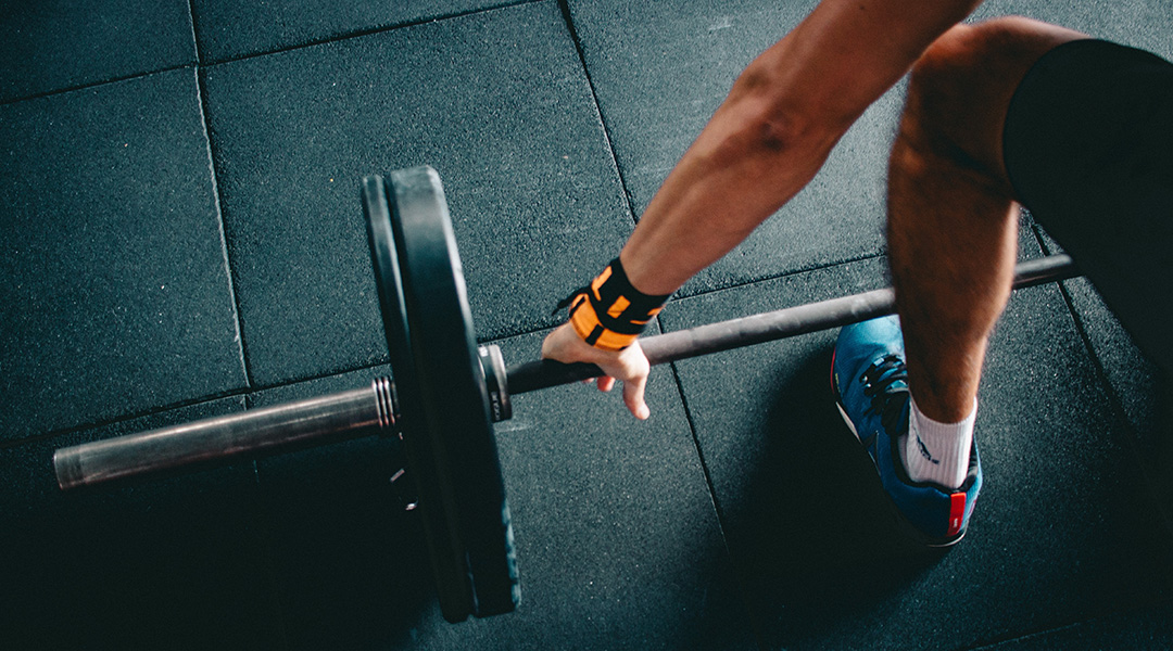 A man lifting weights.