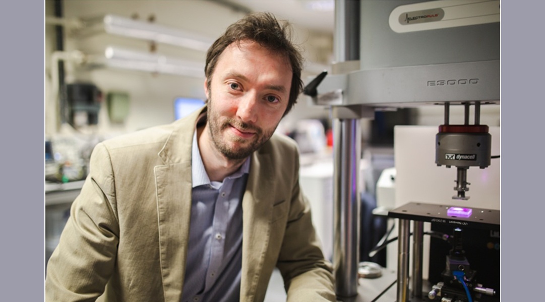 Call for a standard framework for triboelectric nanogenerators